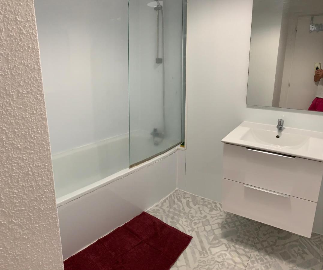 Appartement 2Eme Etage 42M2 Hyper Centre Ville / Parking Gratuit Riom Εξωτερικό φωτογραφία