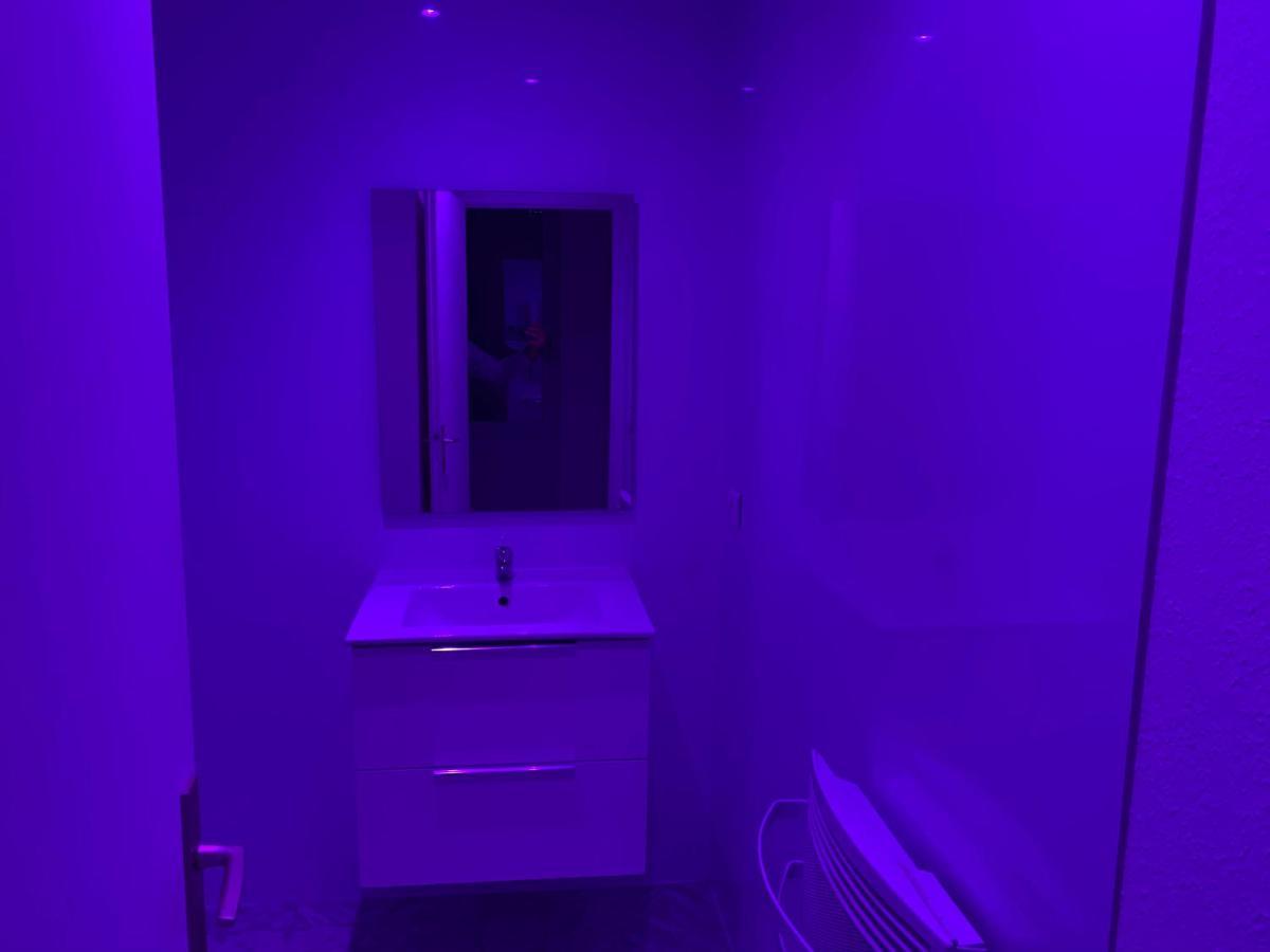 Appartement 2Eme Etage 42M2 Hyper Centre Ville / Parking Gratuit Riom Εξωτερικό φωτογραφία